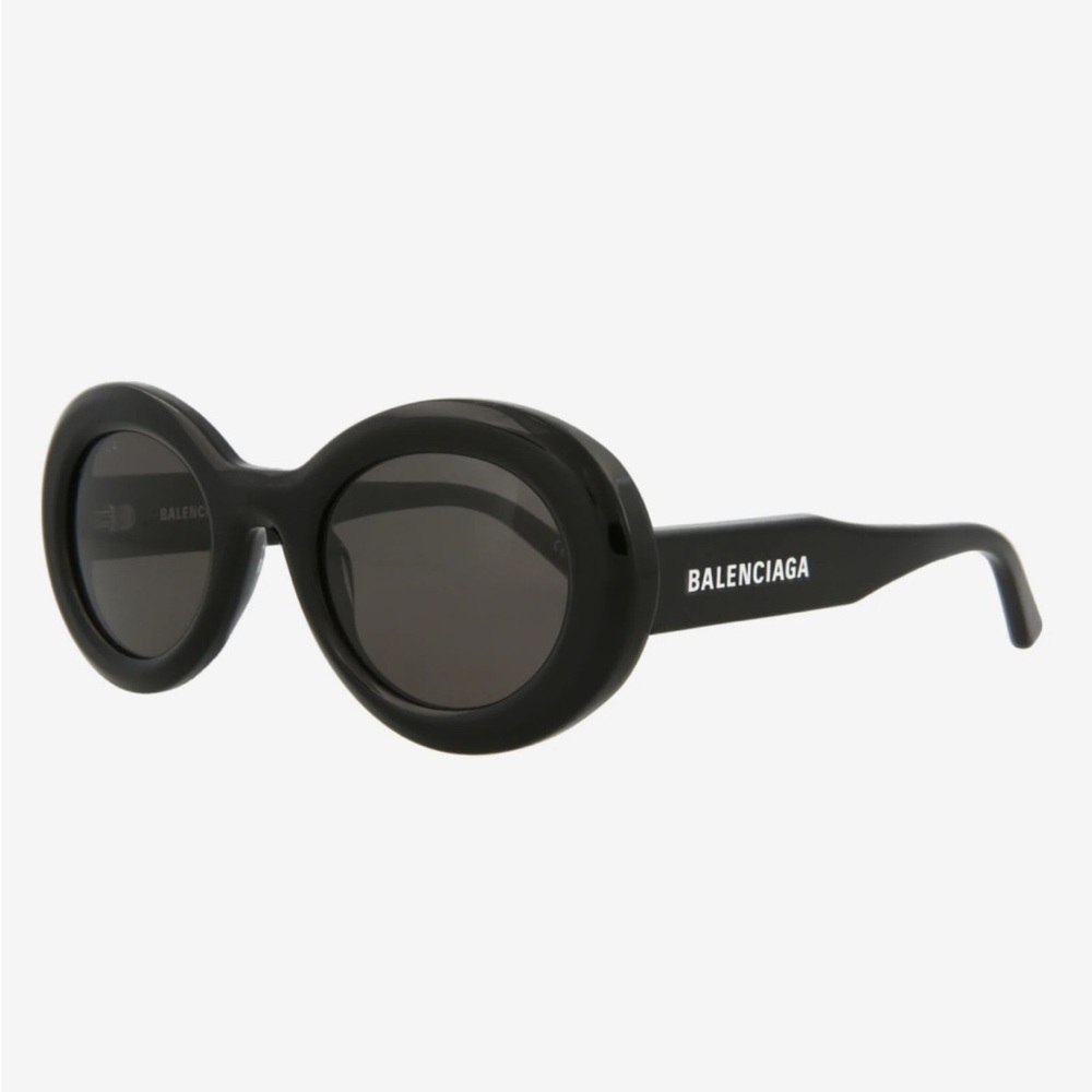 Balenciaga Women's Black Sunglasses - Picture 2 of 6
